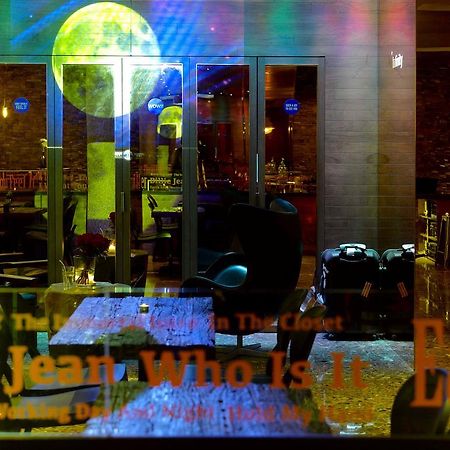 Inhouse Boutique Hotel Taipei Luaran gambar