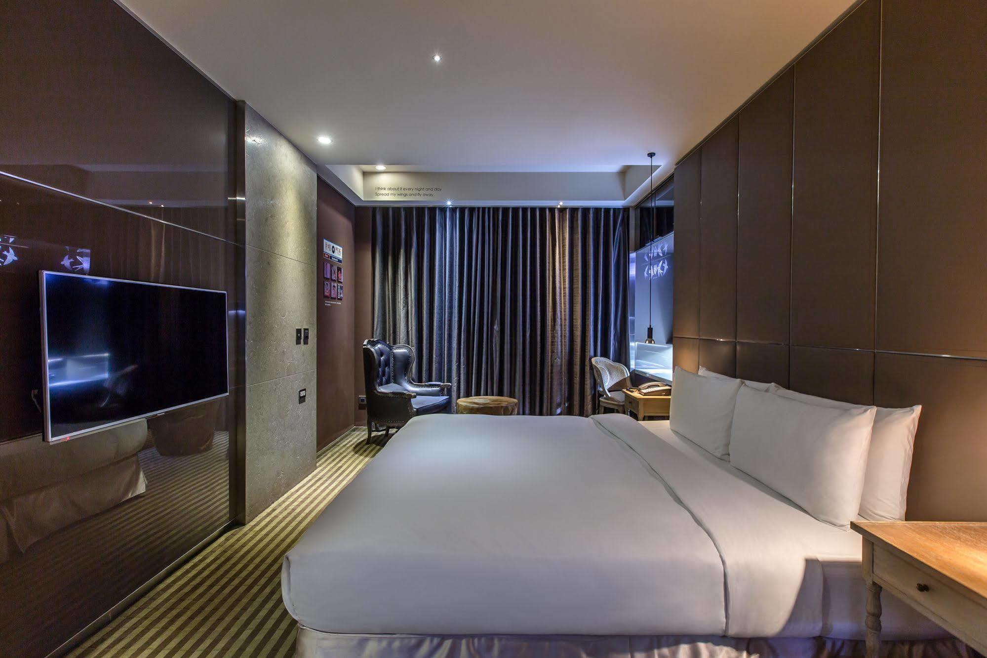 Inhouse Boutique Hotel Taipei Luaran gambar
