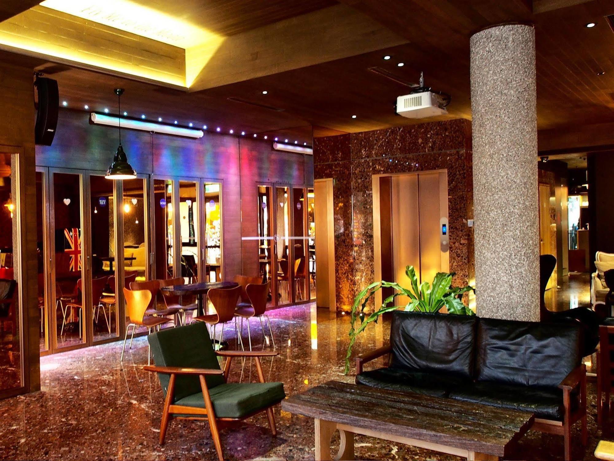 Inhouse Boutique Hotel Taipei Luaran gambar