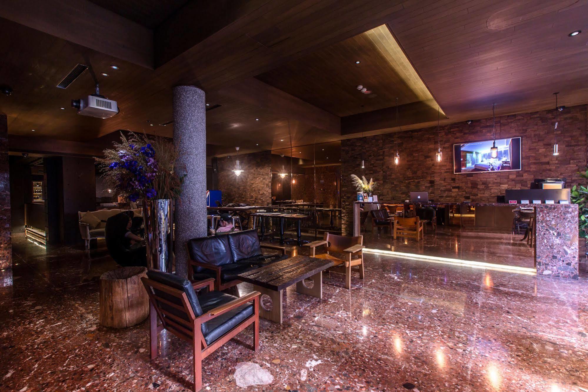 Inhouse Boutique Hotel Taipei Luaran gambar
