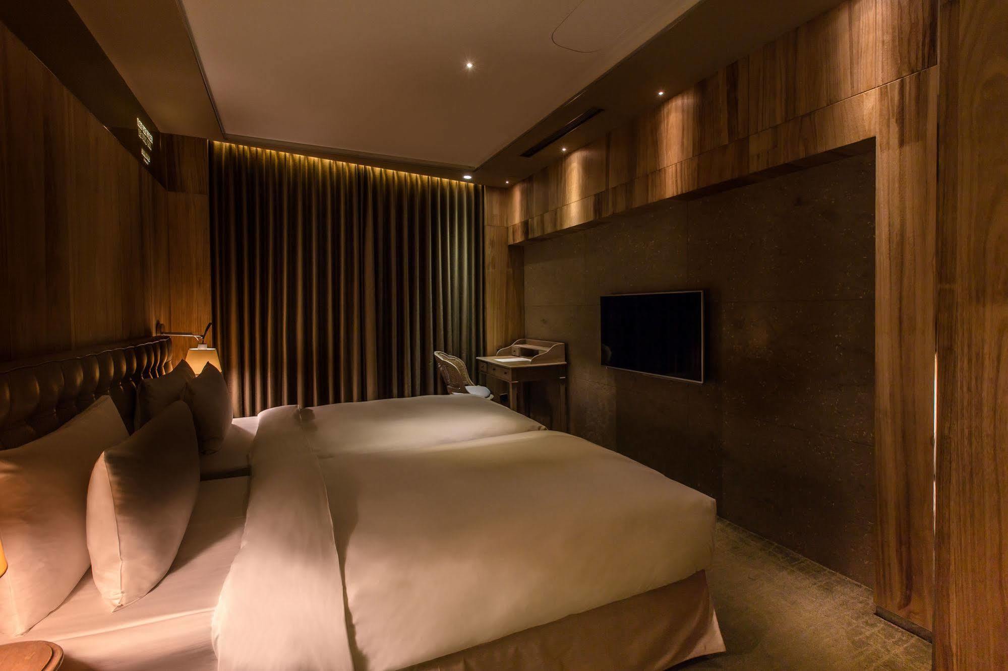 Inhouse Boutique Hotel Taipei Luaran gambar
