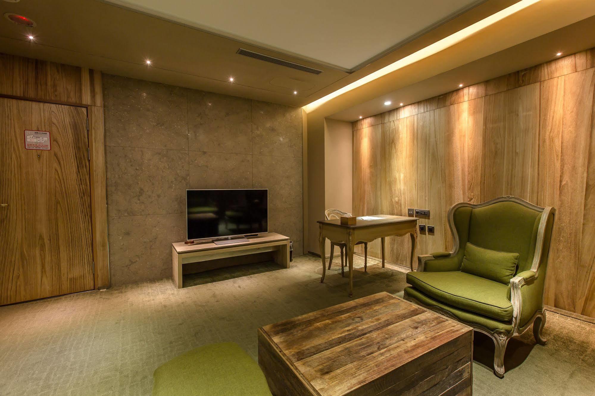 Inhouse Boutique Hotel Taipei Luaran gambar
