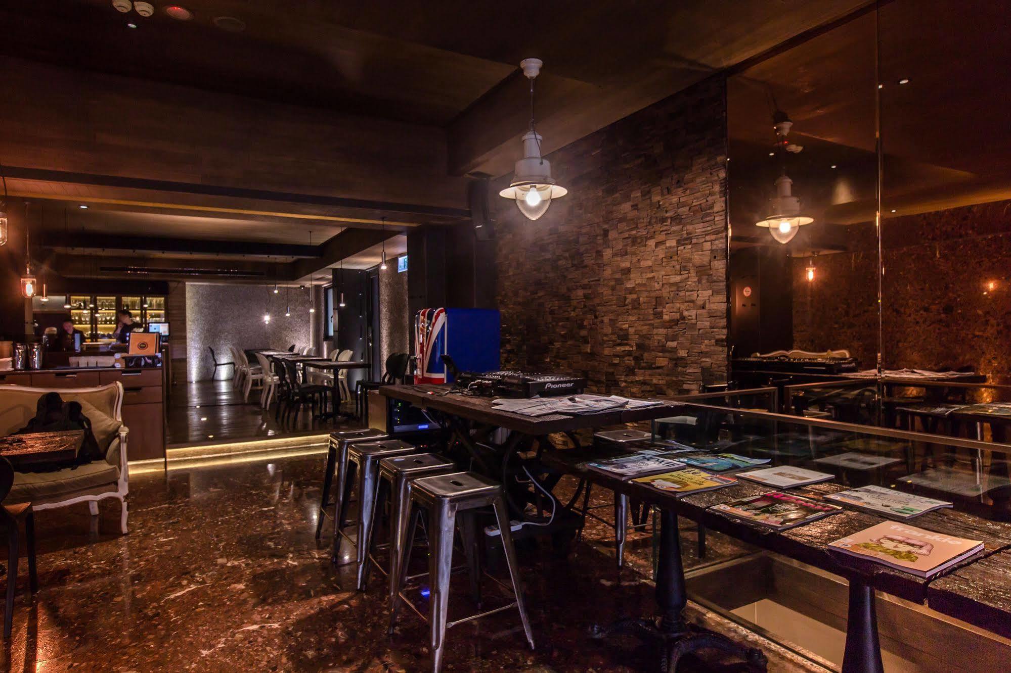 Inhouse Boutique Hotel Taipei Luaran gambar